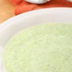 Суп с брокколи, белой фасолью и сыром Чеддер