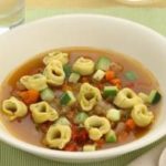 Суп с пельмешками и кабачком