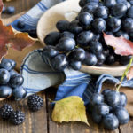 Виноград и голубика