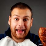 Мужик с куриной ножкой