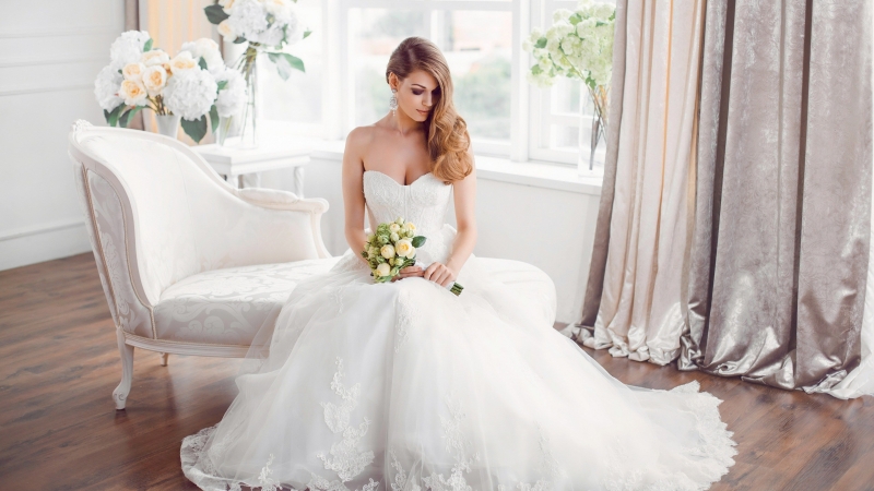 "Свадебные секреты: как подбирать платье под вашу фигуру"